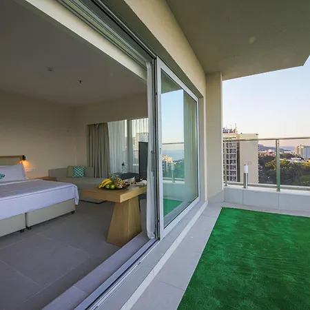 Poseidon - 5-star Luxury Experience - Premium Full Board Hotel Nisipurile de Aur